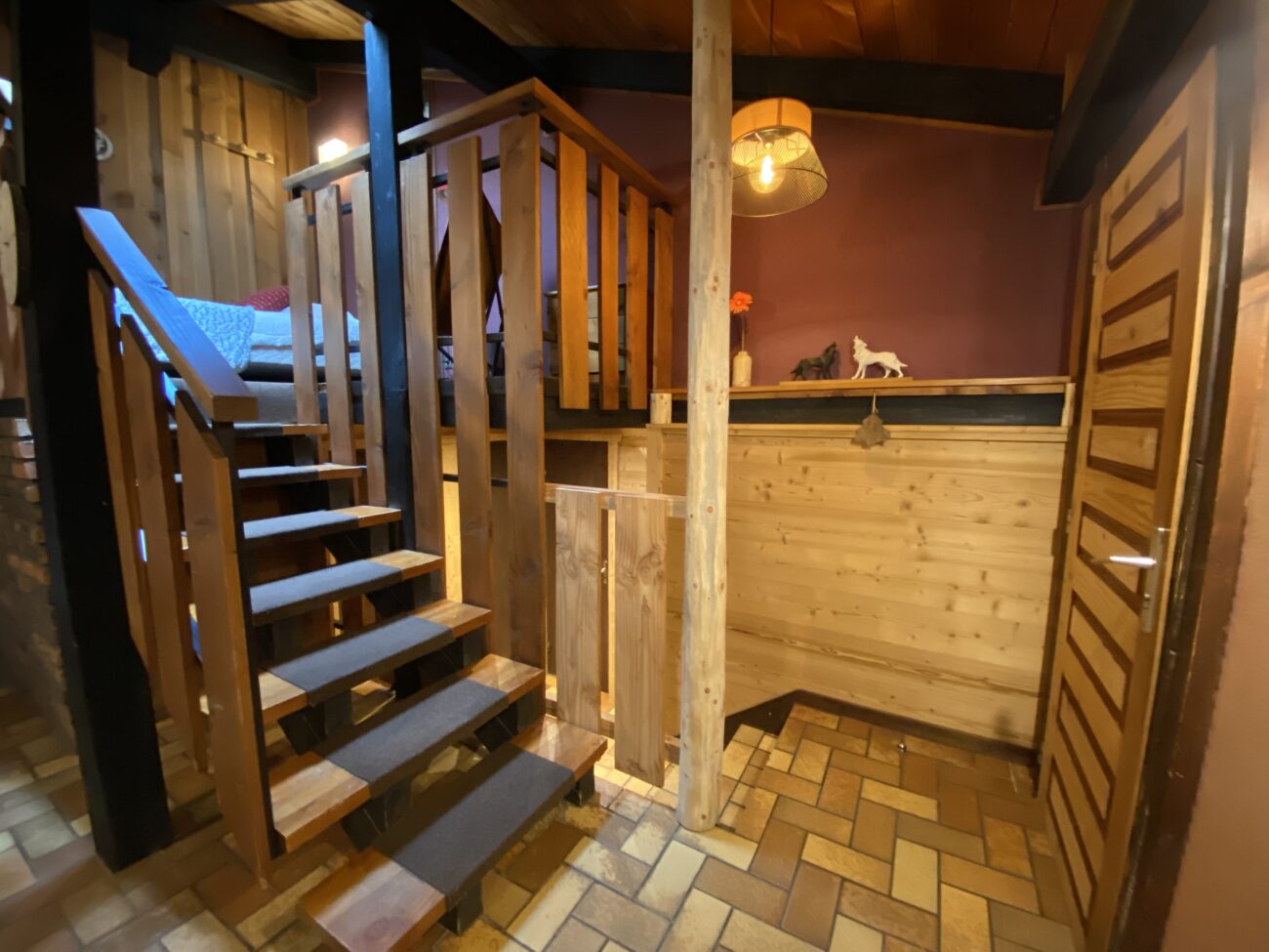 Caribou Lodges Pomme De Pin 2 IMG 2220 26