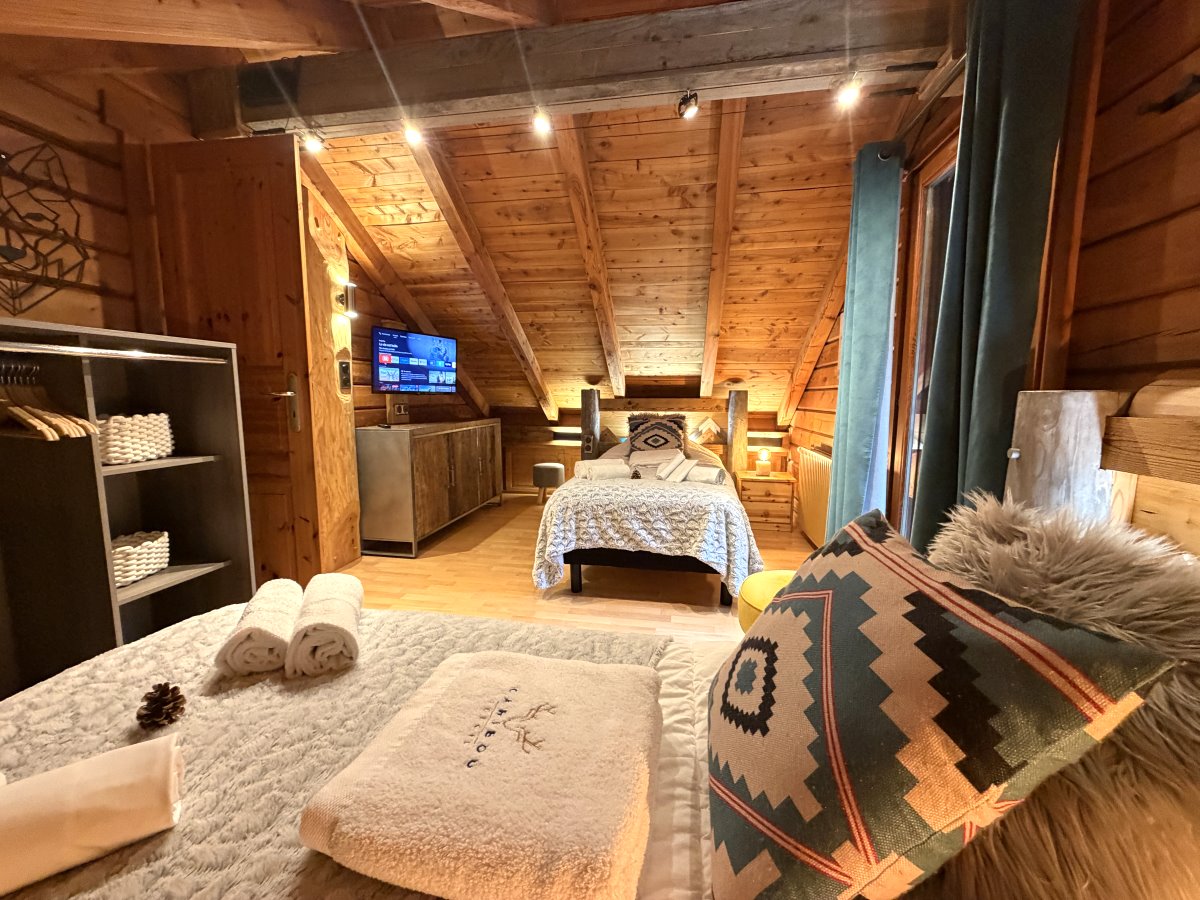 Caribou Lodges Loup Loup 101 110