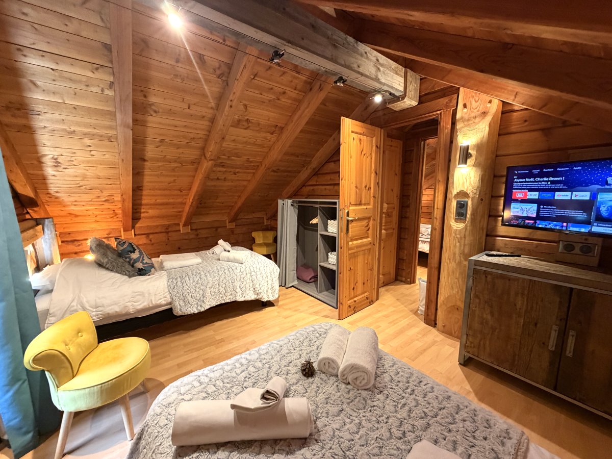 Caribou Lodges Loup Loup 103 112