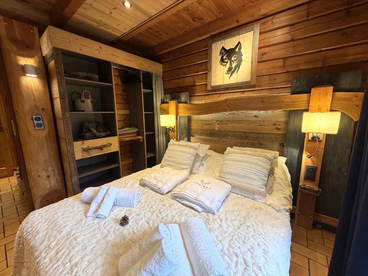 Caribou Lodges Loup Loup 110 119