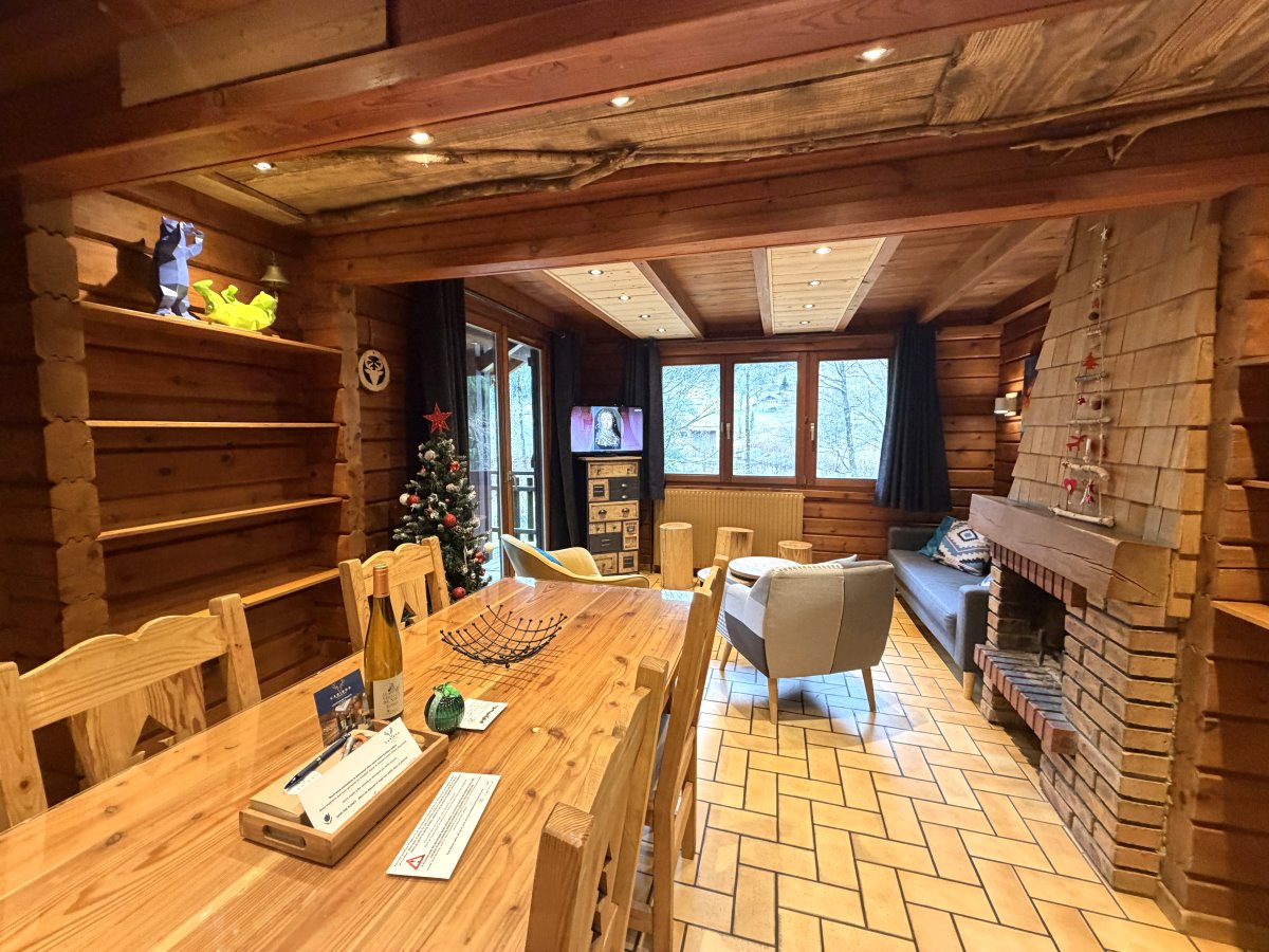 Caribou Lodges Loup Loup 112 121