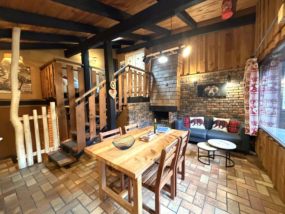 Caribou Lodges Pomme De Pin 1 Pomme De Pin 1 42 43