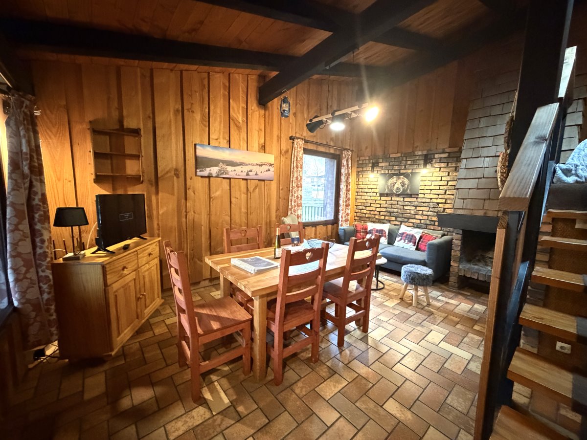 Caribou Lodges Pomme De Pin 2 Pomme De Pin 2 48 49