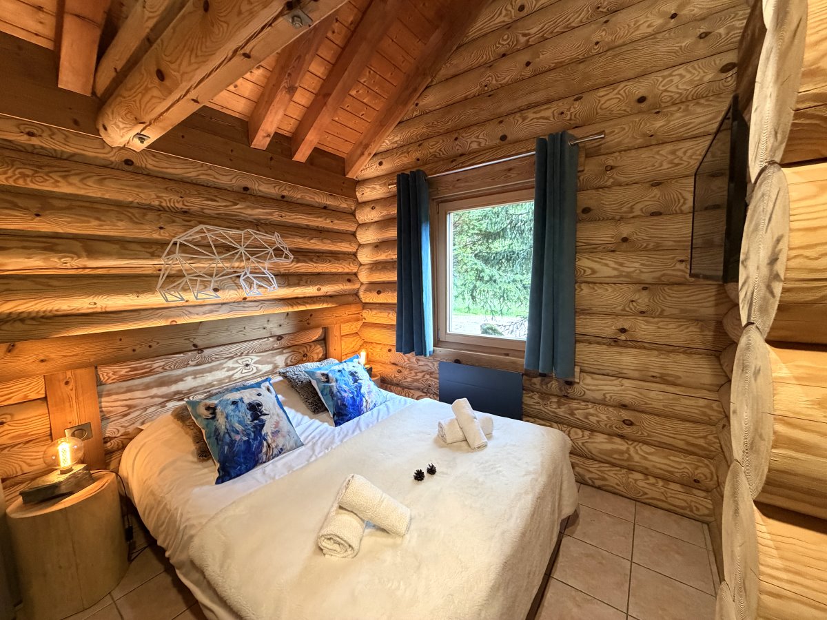 Caribou Lodges Ours Blanc Ours Blanc 63 51