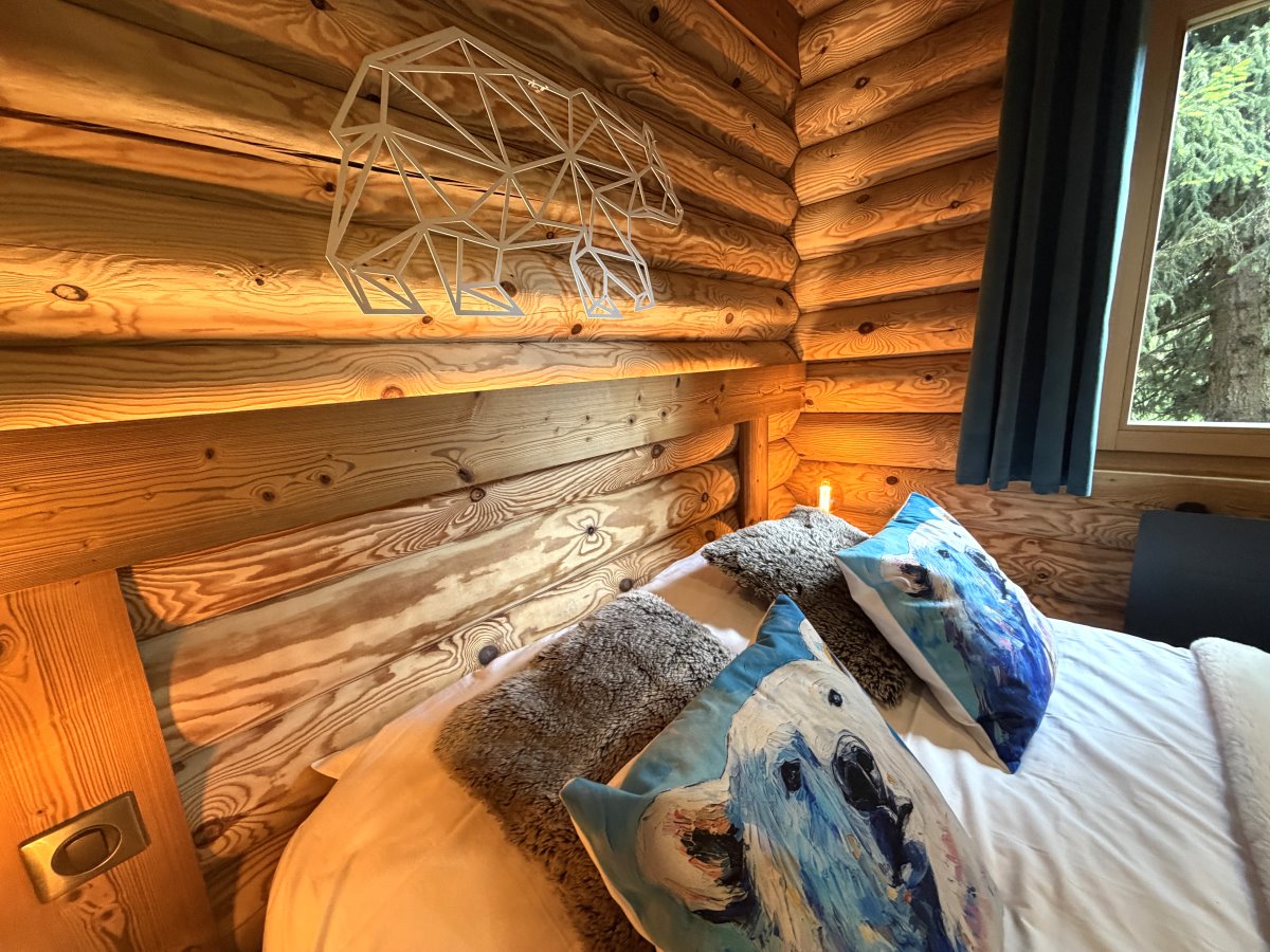 Caribou Lodges Ours Blanc Ours Blanc 64 52