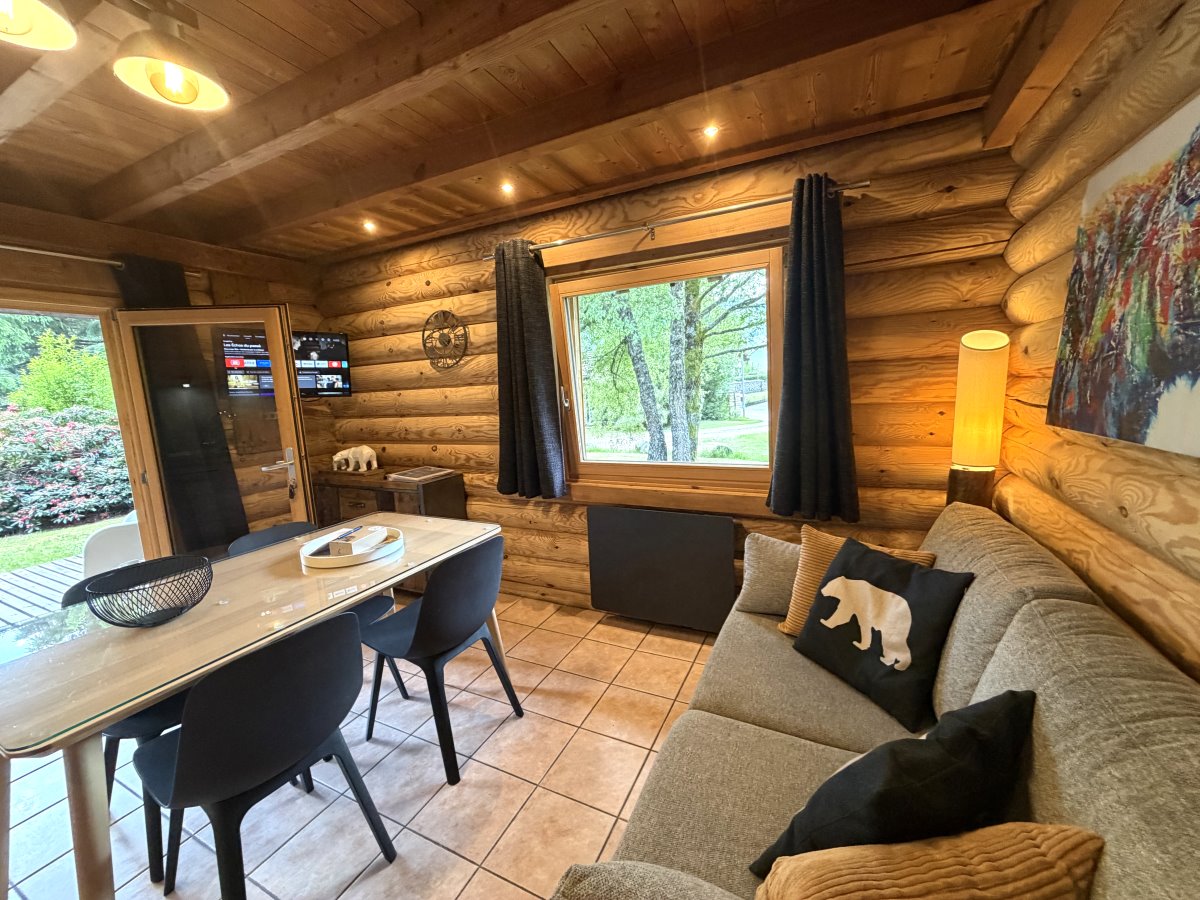 Caribou Lodges Ours Blanc Ours Blanc 72 60